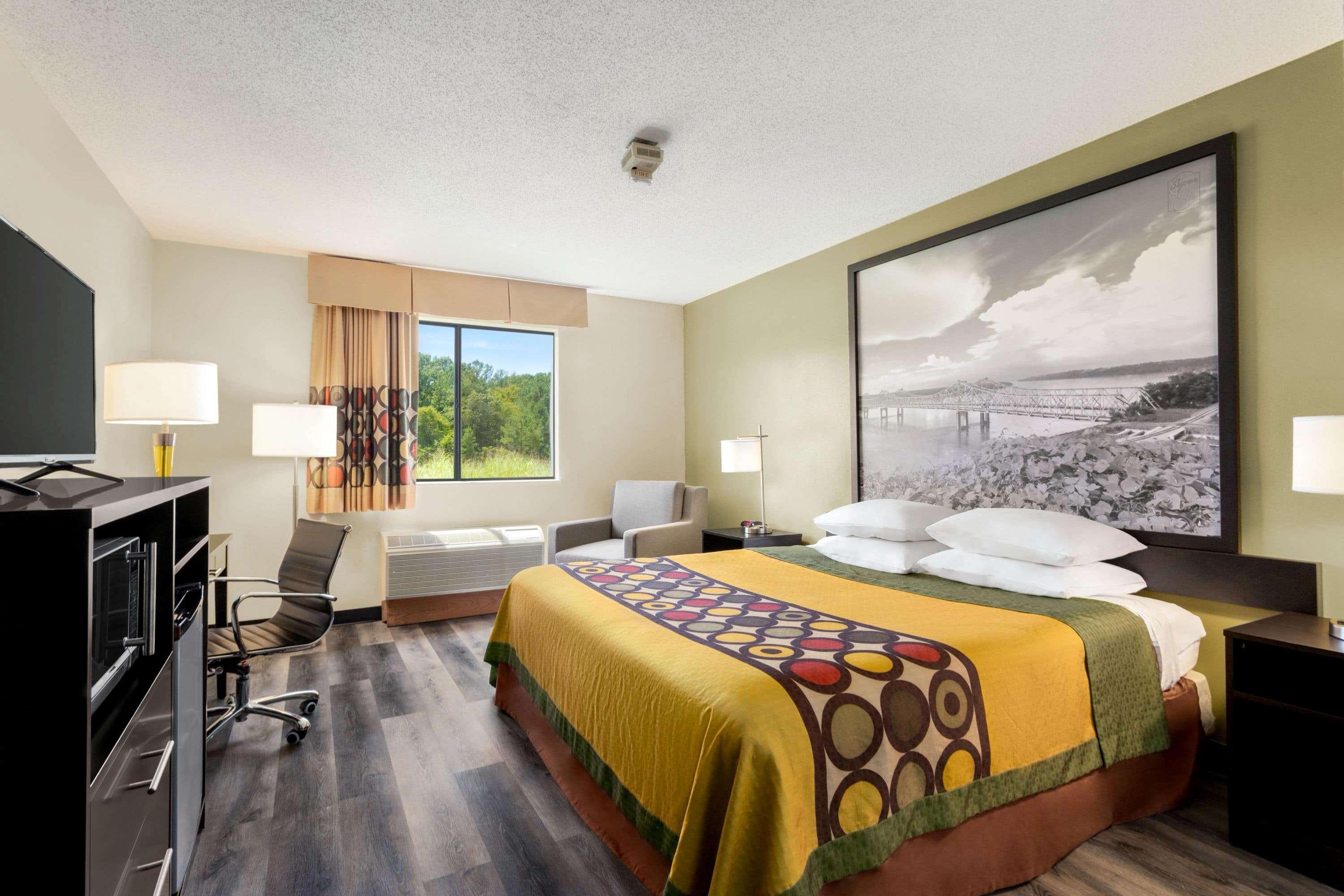 Super 8 By Wyndham Clinton Hotel Exterior foto